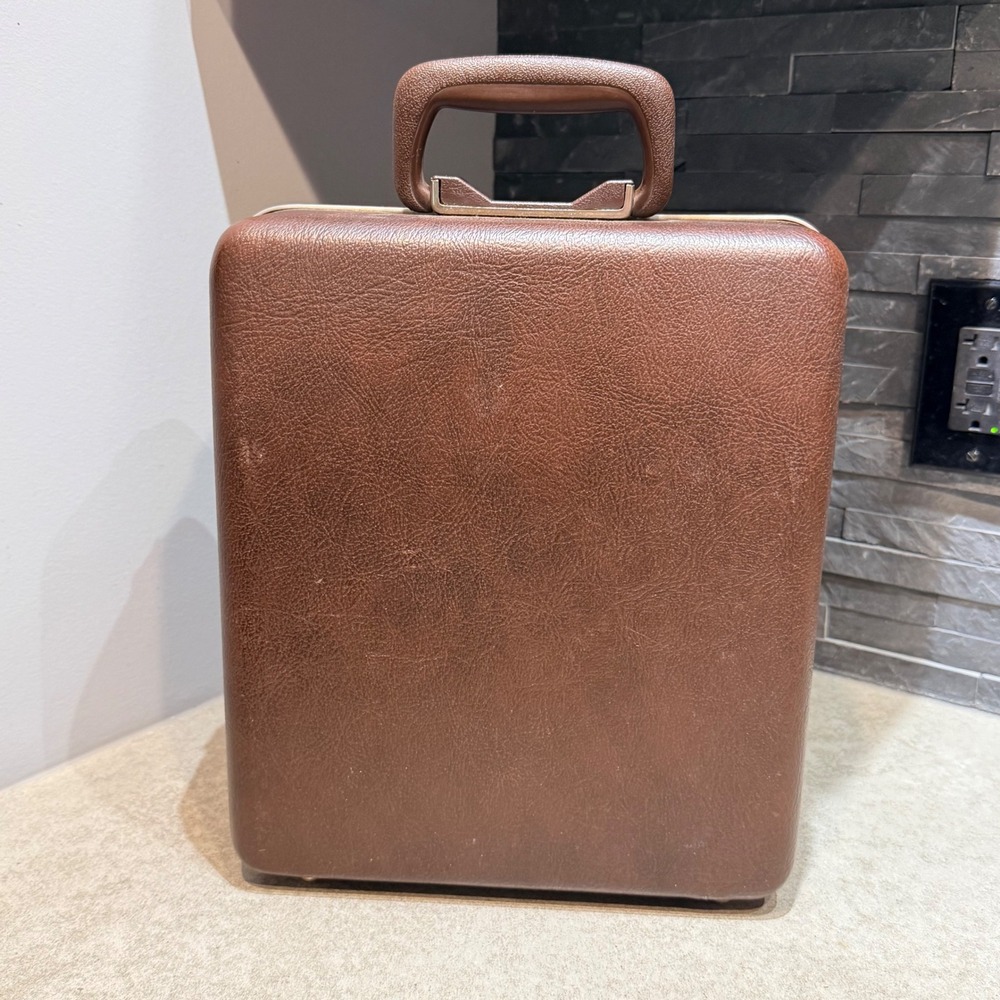 Vintage Executair 707 Portable Travel Bar Case Cocktail Set 6 Cups Mid Century - Picture 8 of 10